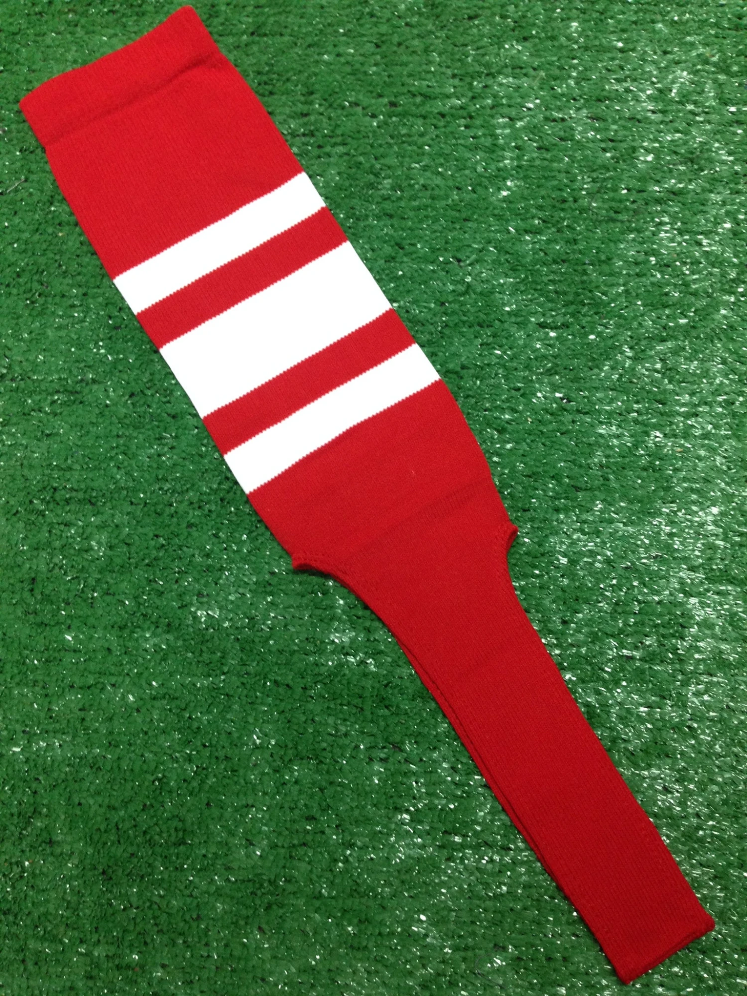 Baseball Stirrups 4", 6" Or 8" Red With Thin Thick Thin White Stripes 3 Baseball Stirrups 4", 6" Or 8" Red With Thin Thick Thin White Stripes
